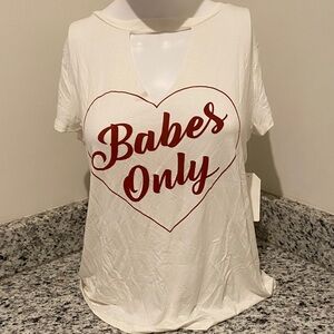 Sadie & Sage Cream Tee with Red Print